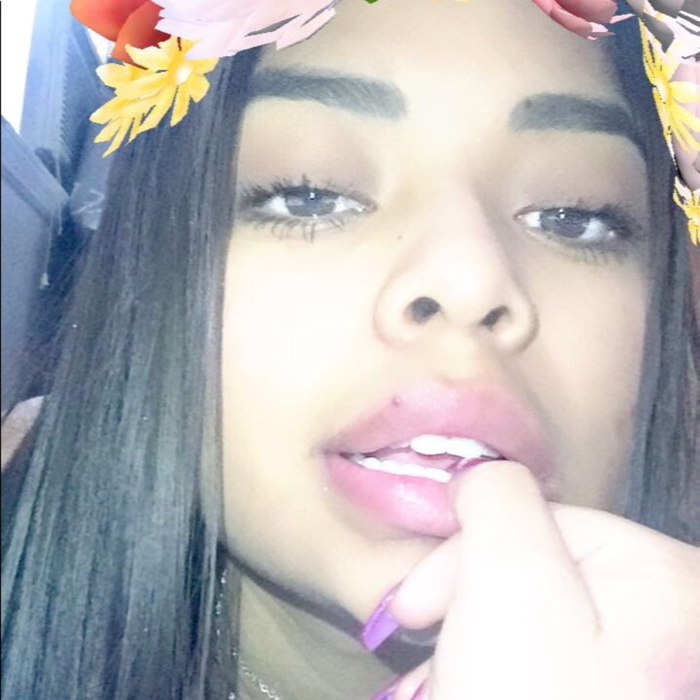 Meet your Posher, Karla